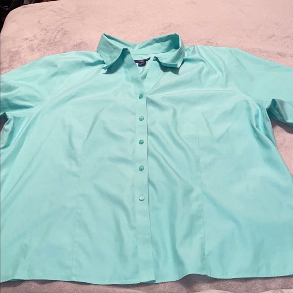 4/$10🎉Westbound women button down